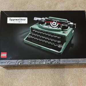 LEGO Ideas Typewriter Set